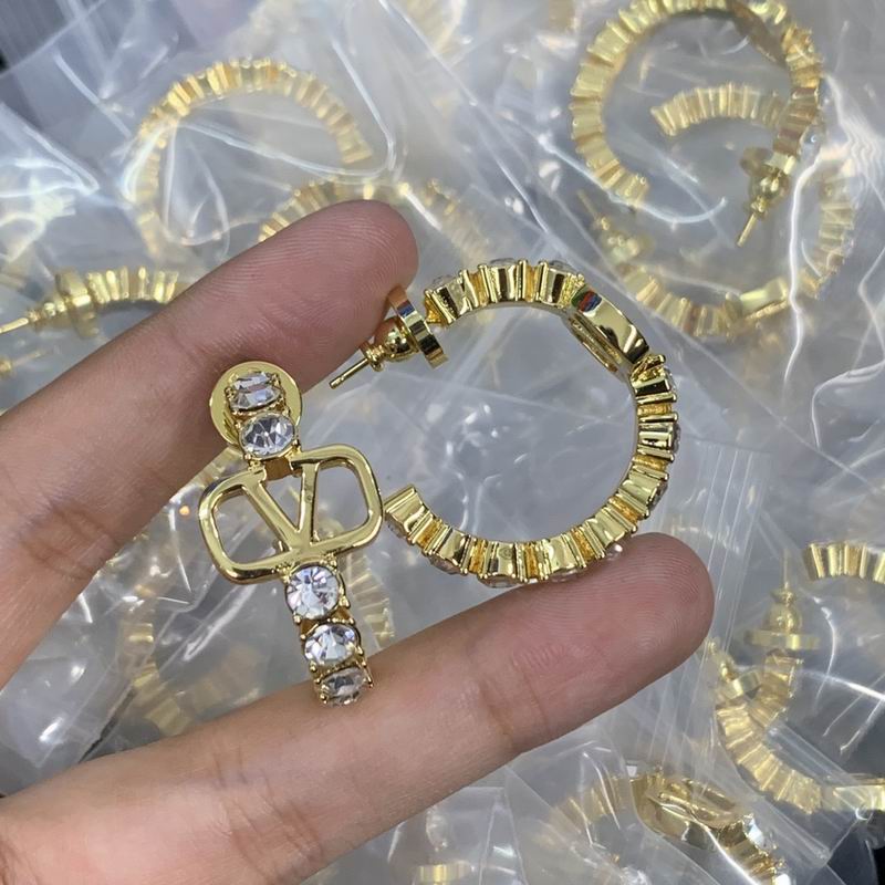 Valentino earring 12yx33